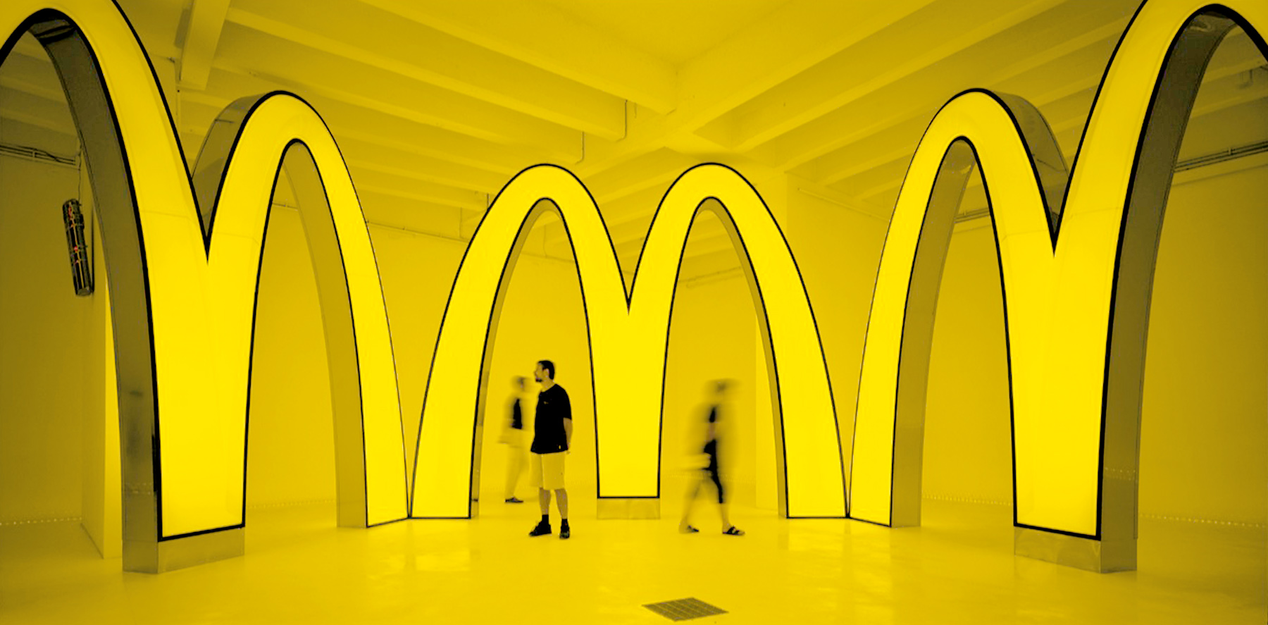 中村政人《Q・S・C+mV / V.V》　®McDonald’s Corporation　撮影：masato nakamura